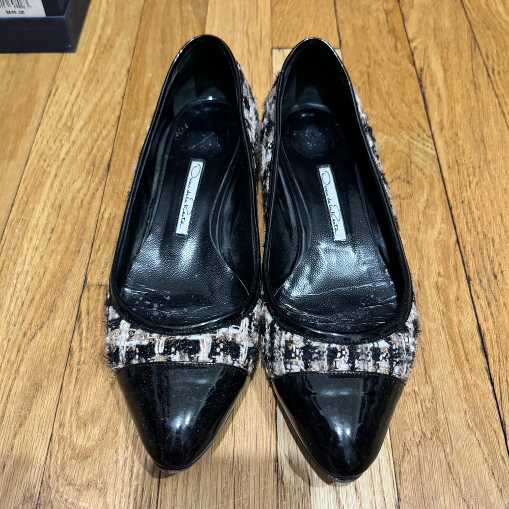 Oscar de la Renta Tweed Flats with Black Patent Cap Toe, Size 6
